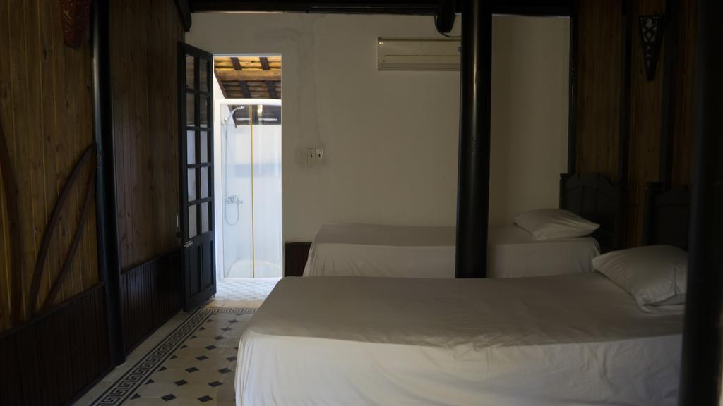 Thuy Bieu Homestay Hue Zewnętrze zdjęcie
